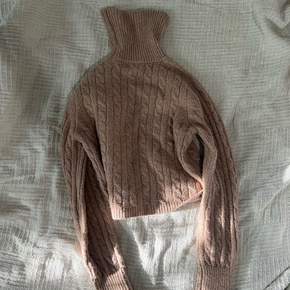 Cropped cozy Cable Knit Turtleneck Sweater - Tan